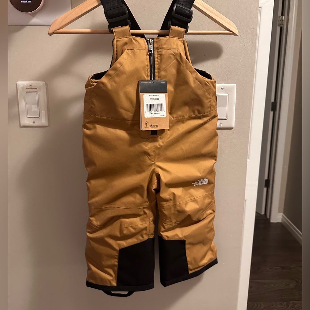 The North Face Toddler bibs 2T